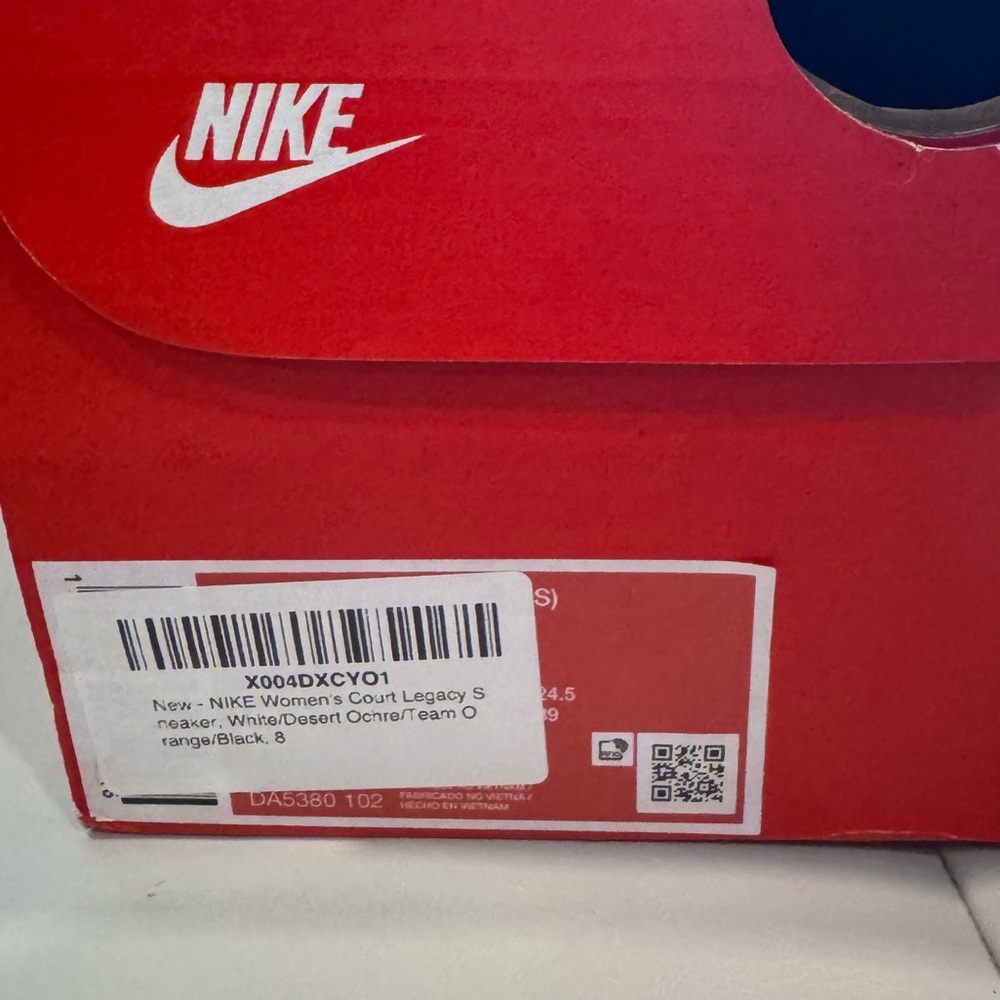 NIB Nike Court Legacy White with Gold and Black Accents - Picture 5 of 5